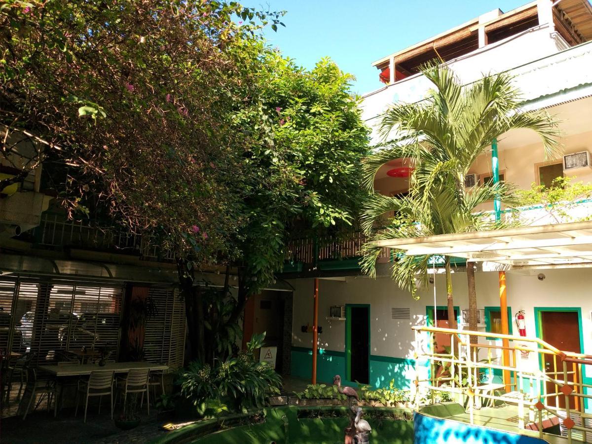 Park Vil-La Apartelle Quezon City Buitenkant foto